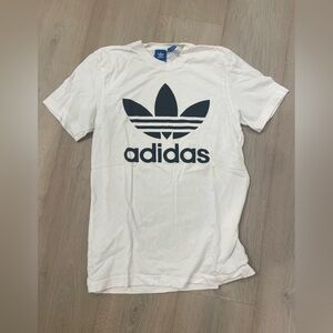 Adidas t-shirt